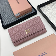 MIU MIU pocket wallet_pink